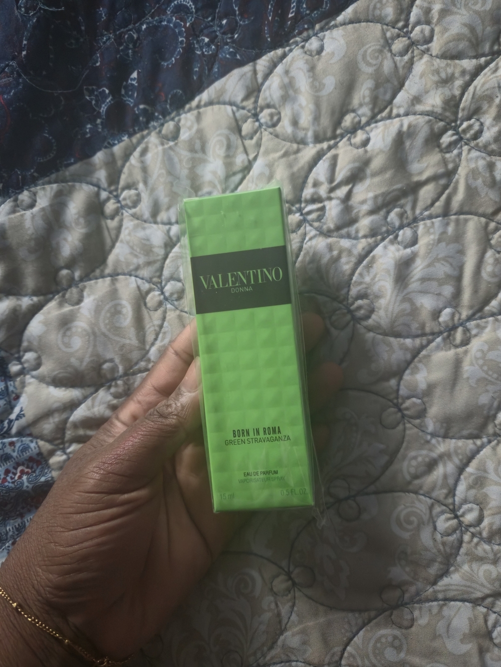 & Other Stories Green and Black Boxed Fragrance